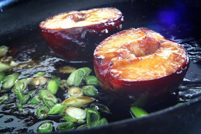 Grilled Peaches with garnish